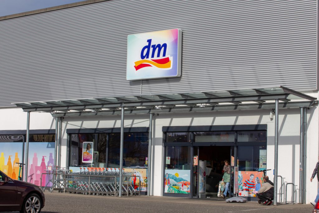 Risparmia denaro a dm con un semplice trucco sul tuo cellulare