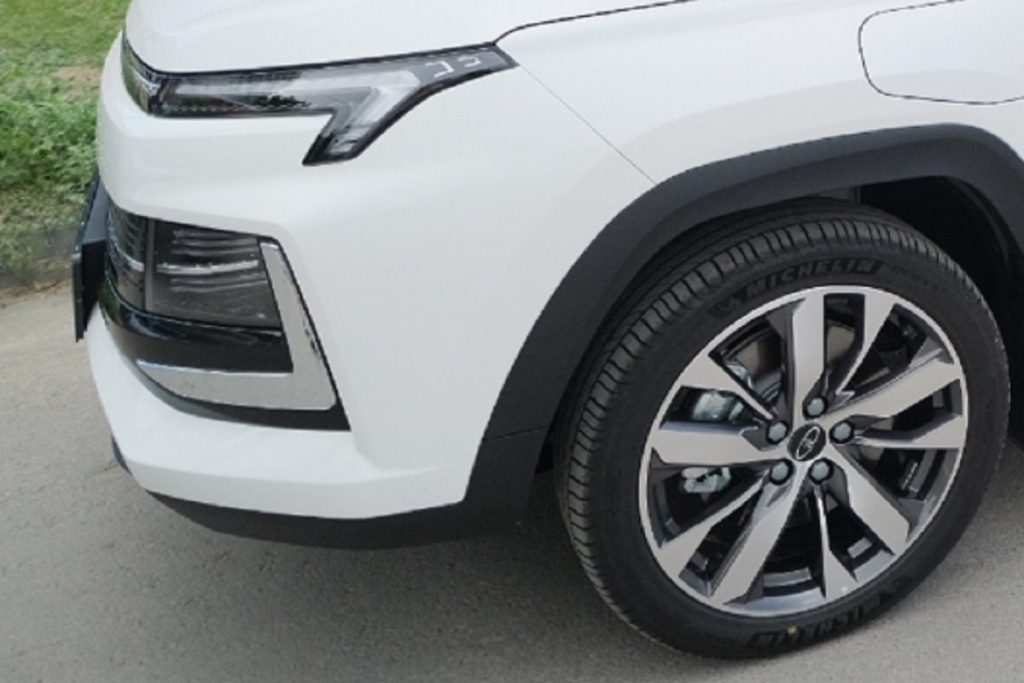 Vendite di auto di lusso a Volgograd in aumento: 63 nuove auto vendute nel settembre 2025, segno di ripresa economica o sfida ambientale?