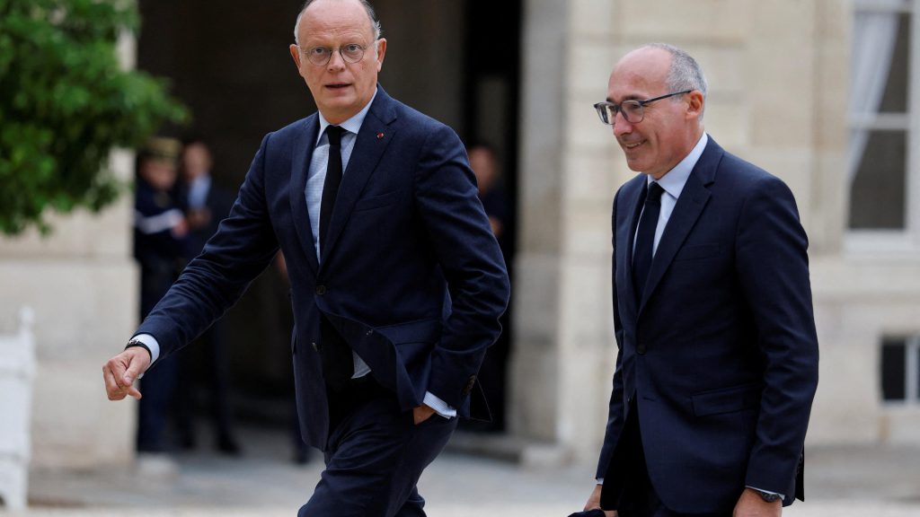 Retraites : Édouard Philippe prend la tête de la contestation malgré les turbulences dans son parti