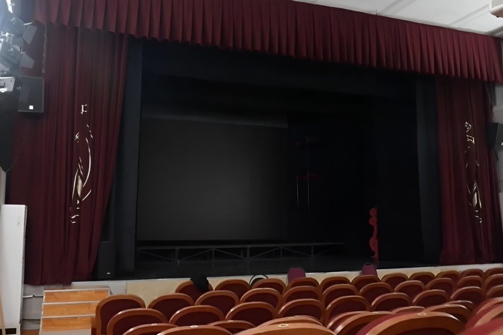 В Узловой завершается ремонт Молодежного театра по нацпроекту «Семья»