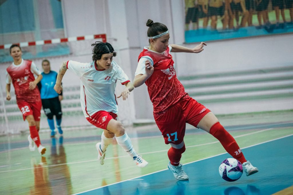 La Squadra Femminile di Calcio a 5 di Orël Inizia il Campionato Russo con Due Vittorie Consecutive