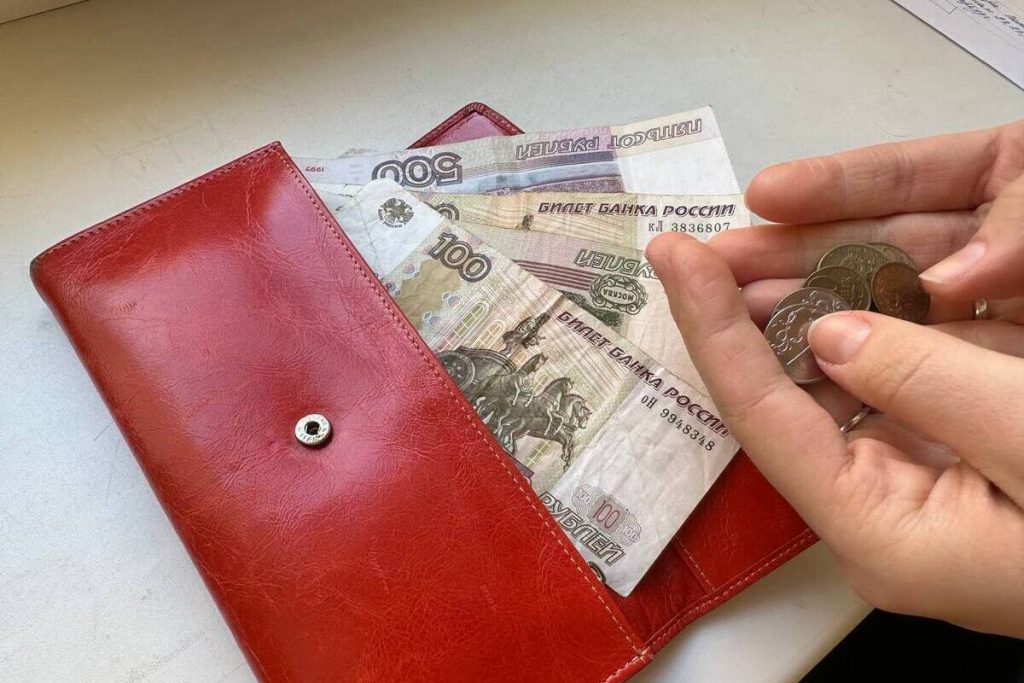 Петербуржцам проиндексируют страховые пенсии на 7,6% с 2026 года