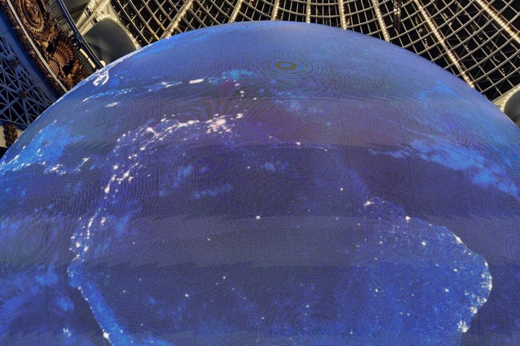 В Петербурге создали радиомаяк для спутников без иностранных деталей