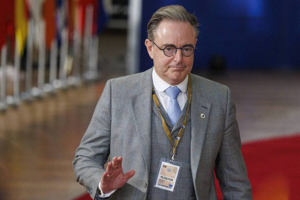 Издание Politico назвало де Вевер, Мерца и Фицо &#034;плохими мальчиками&#034;