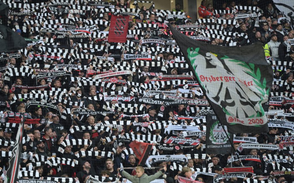 L&#039;Eintracht Frankfurt annuncia una notizia amara che potrebbe cambiare il futuro della squadra