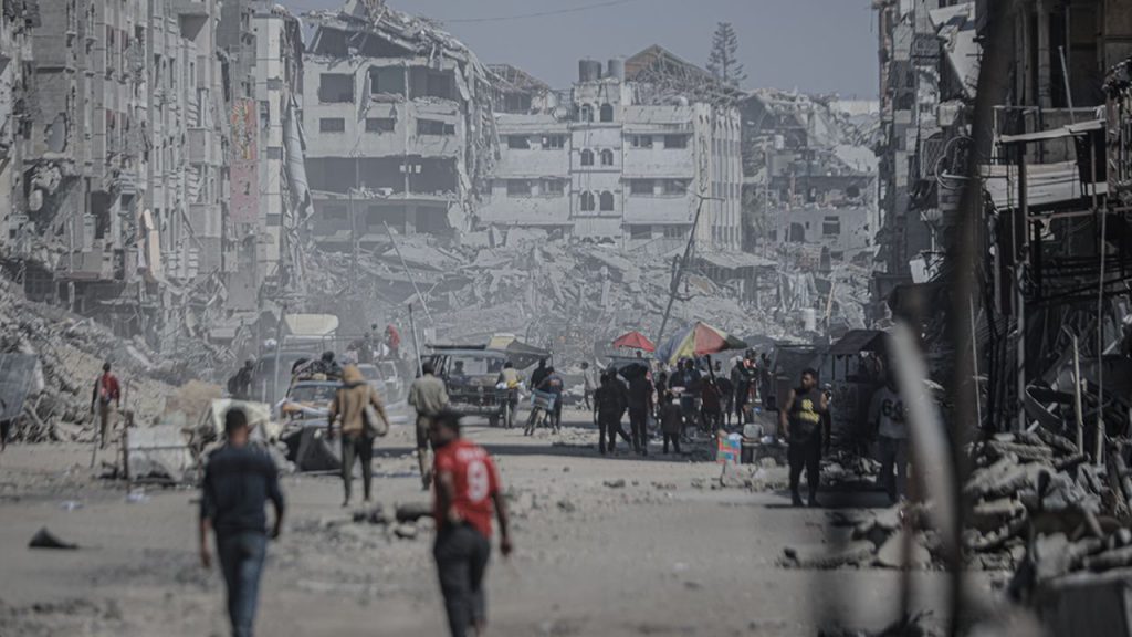 Gaza dopo l&#039;accordo di pace: una situazione critica e le sfide per il recupero dei corpi sepolti sotto le macerie