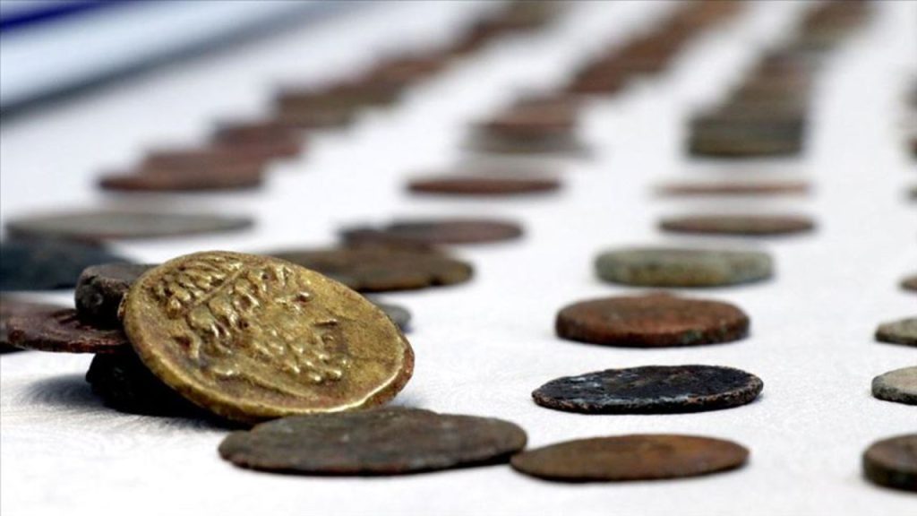 Evini define deposuna çevirmiş! 384 parça ele geçirildi