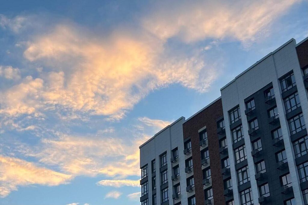 Centomila sguardi di speranza: la regione di Stavropol&#039; dona una casa ai giovani orfani di guerra reduci dalla SVO