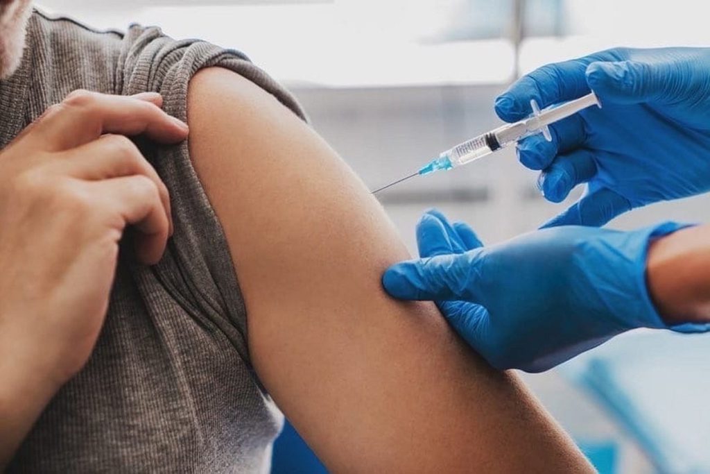 Calmucchia lancia campagna di vaccinazione contro l&#039;influenza per proteggere la salute pubblica