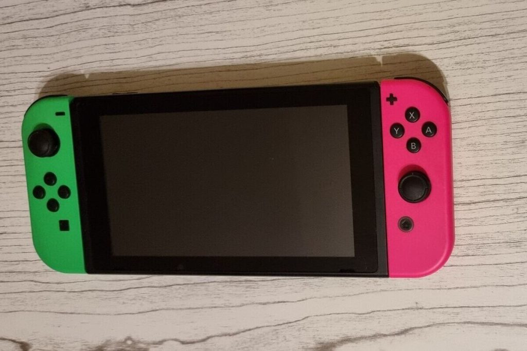 Полицейские задержали воришку игровой консоли