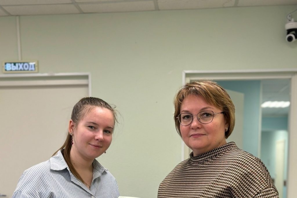 Специалисты Центра молодежных инициатив научились оказывать первую помощь в Кировске