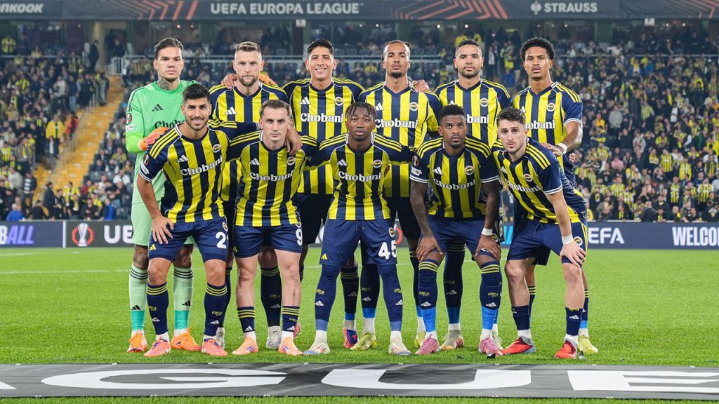 Fenerbahçelileri endişelendiren gelişme: &quot;Bomba transfer&quot; diyerek açıkladılar
