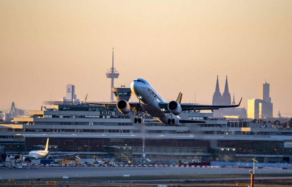 Nuova Connessione Aerea al Flughafen Köln/Bonn: Una Svolta per il Turismo e l&#039;Economia Locale