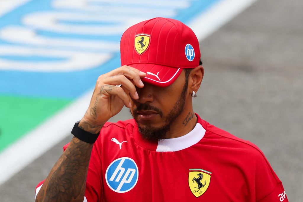 Lewis Hamilton verso la Ferrari: una svolta epocale nella Formula 1?