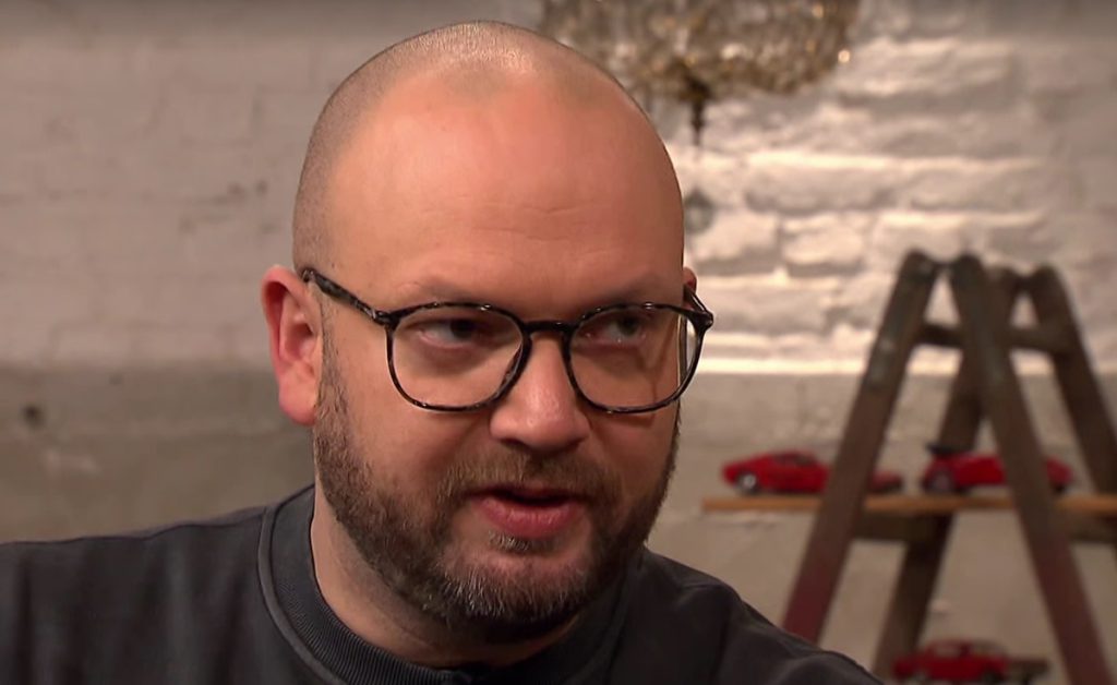 Il Misterioso Trofeo del Borussia Dortmund Sotto la Lente di &quot;Bares für Rares&quot;