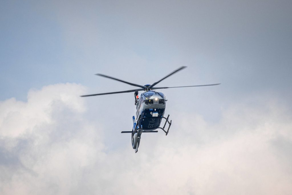 Pilota Abbacinato da un Laser in Germania: Un Incidente con Gravi Implicazioni per la Sicurezza Aerea