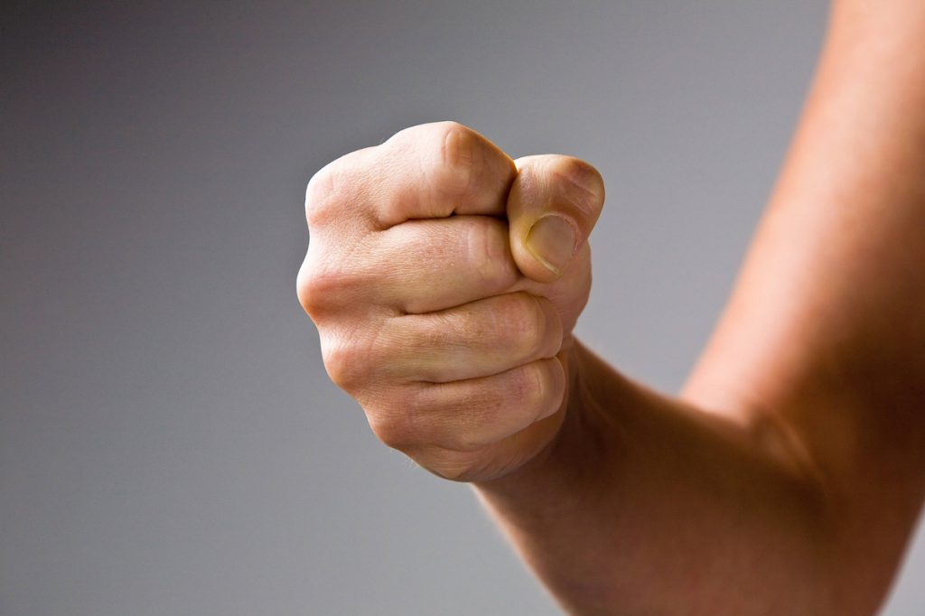 Mann rastet wegen der Generation Z aus: „Nicht immer nur nehmen, nehmen, nehmen!“