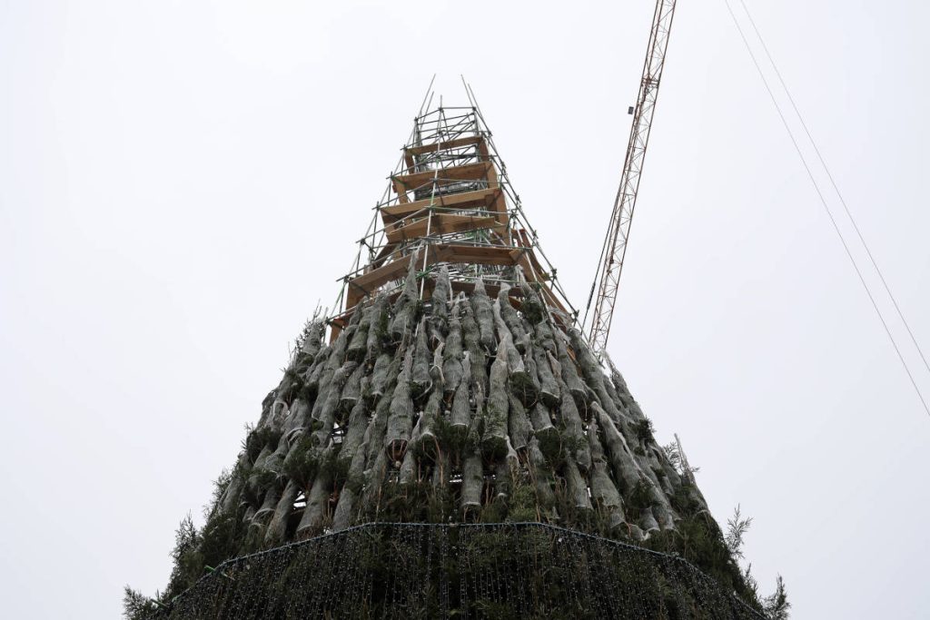 Weihnachtsmarkt Dortmund lässt es alle wissen – es geht um den XXL-Baum!