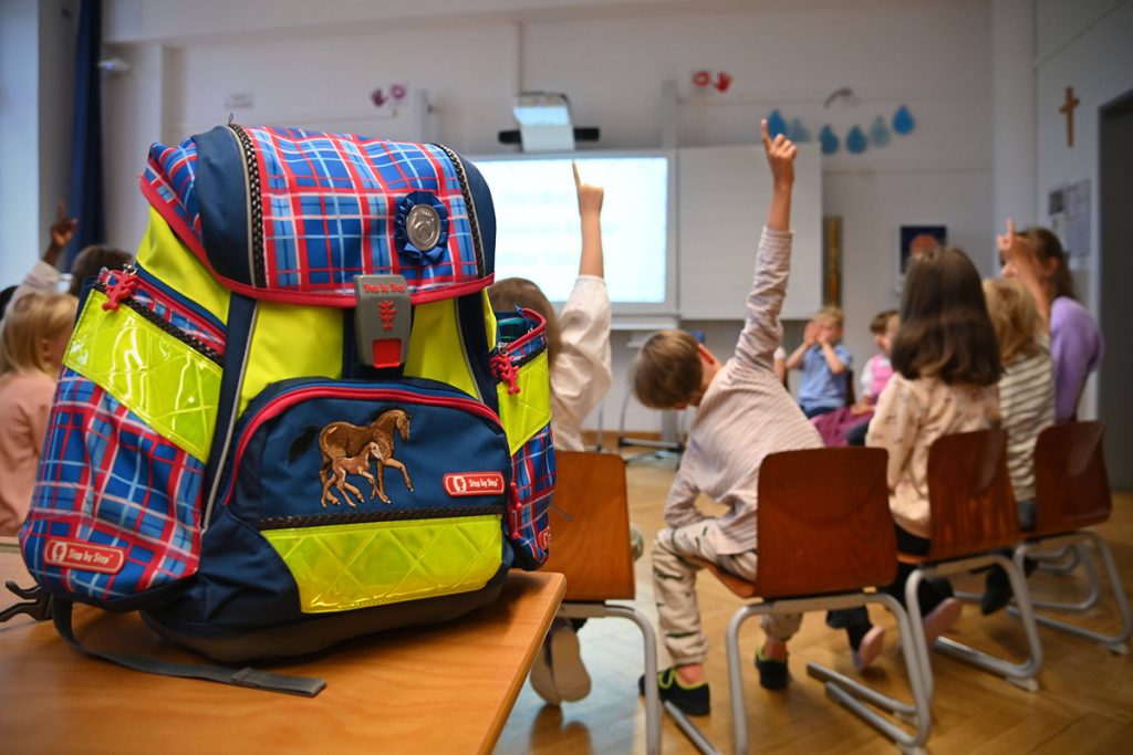 Declino dell&#039;Istruzione: Una Crisi che Minaccia il Futuro delle Nuove Generazioni