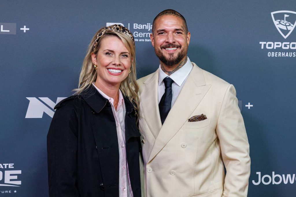 Star di Sommerhaus Sviene e Viene Derubata in una Serata che Si Conclude in Incubo