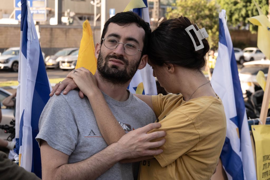 Alptraum für Familien geht weiter – nur 4 tote Hamas-Geiseln sollen übergeben werden