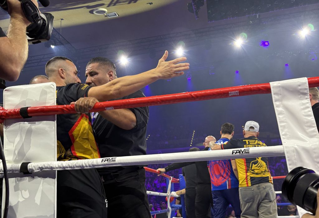 Tumulte bei „Fame Fighting“ – Security muss eingreifen