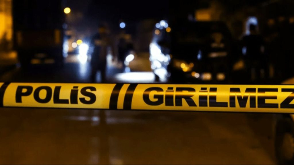 İzmir&#039;de komşu dehşeti! 7 yaşındaki çocuğa bile acımadı...