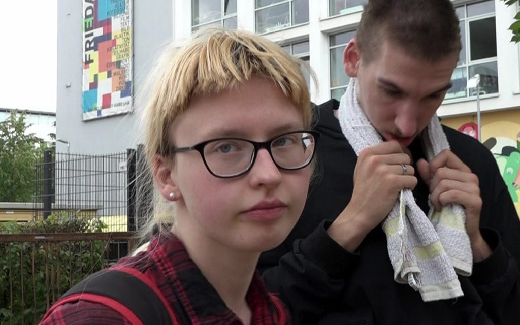 Coppia in difficoltà con il Bürgergeld: la lotta per la sopravvivenza con un sostegno finanziario insufficiente