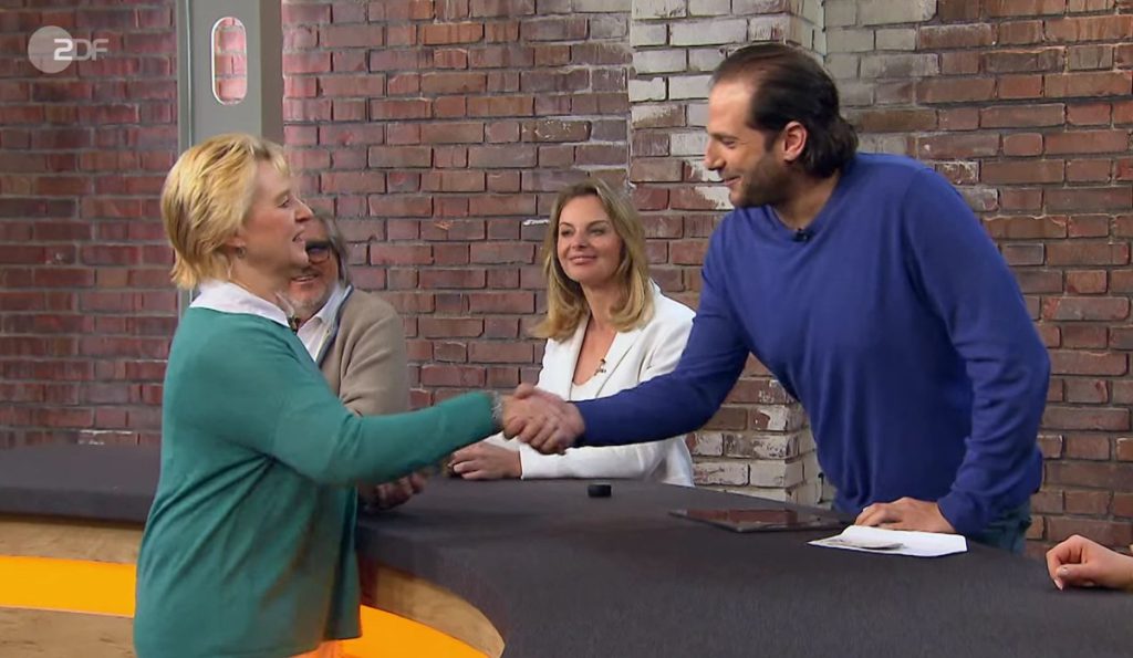 Kaputte Zigarettenschachtel bei „Bares für Rares“: Julian Schmitz-Avila zahlt freiwillig mehr