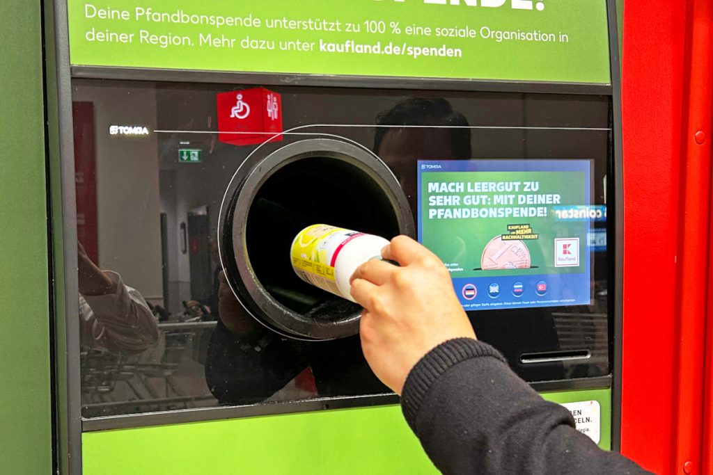 Kaufland Introduce Nuova Funzionalità ai Distributori Automatici per Rimborsi Bottiglie e Lattine