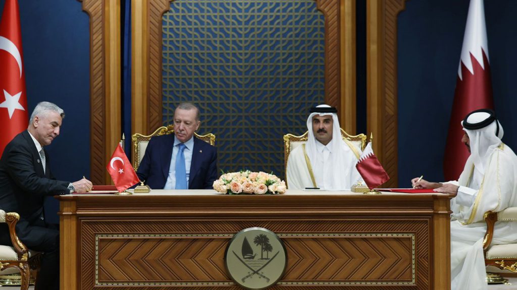 Körfez turu meyvesini verdi: 15 milyar dolarlık ticaret hedefi!