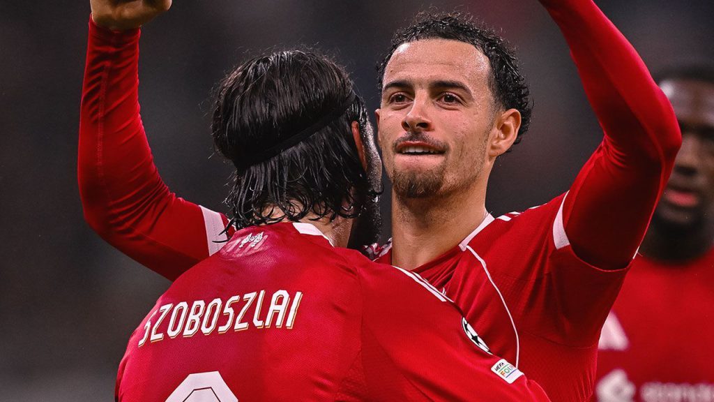 Liverpool, Eintracht Frankfurt&#039;u bozguna uğrattı