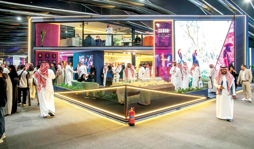 ساحة الفعاليات بمنتدى الأفلام تجمع المواهب السينمائية