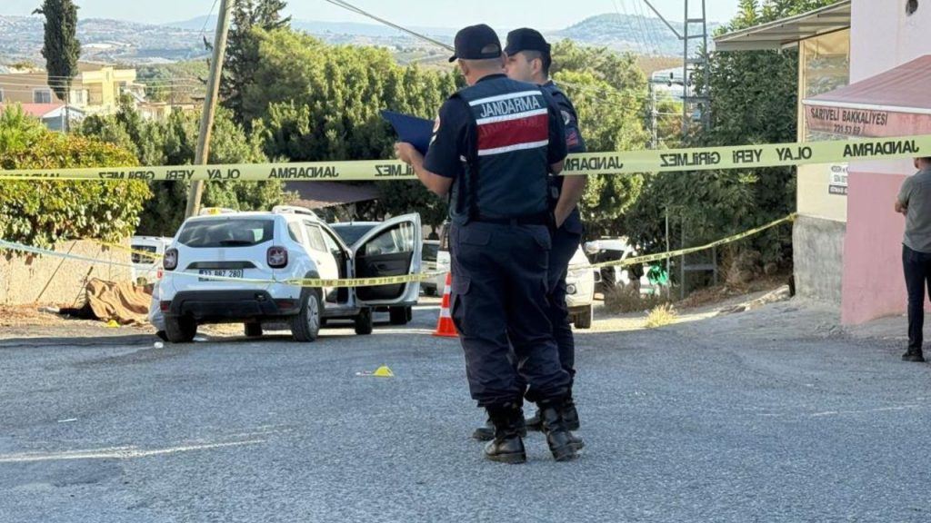 Mersin&#039;de dehşet, 2 ölü var! Ekmek almak için çıkmışlardı, her satırı korkunç