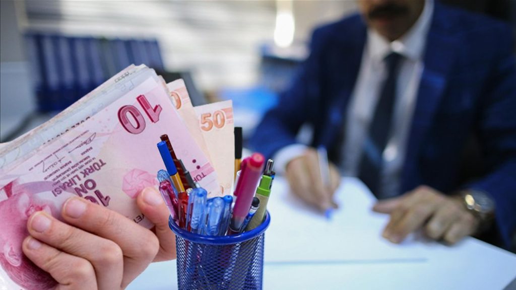 Milyonlarca memuru ilgilendiriyor! Fazla mesai ücreti belli oldu