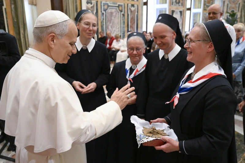 Pope Leo XIV asks Catholics in Russia to be an example of love, brotherhood, and respect