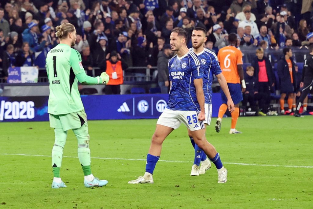 La Storica Serie del Königsblau: Come la Determinazione Sta Cambiando il Destino della Squadra di Schalke