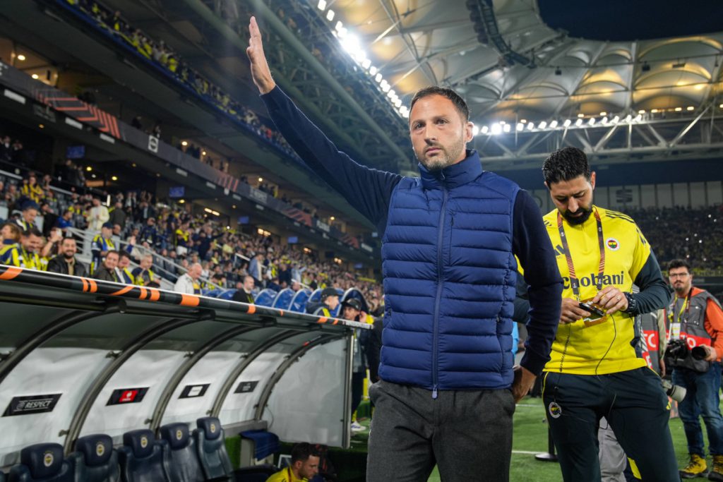 Dickes Statement! Ex-Schalke-Coach landet großen Erfolg