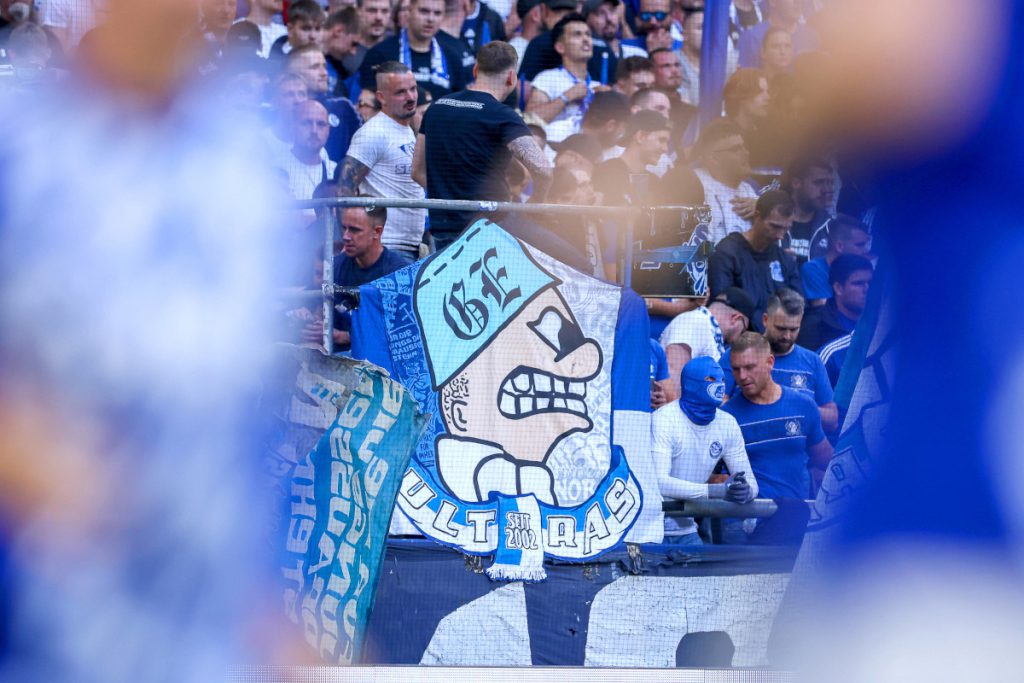 Klartext der S04-Ultras nach hässlichem Vorfall – „Fehler gilt es aufzuarbeiten“
