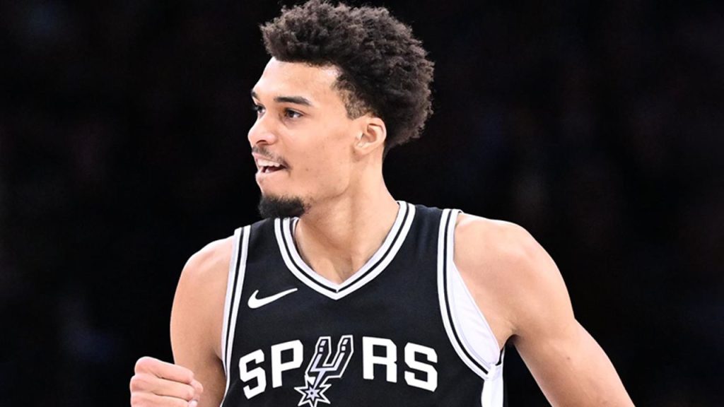 San Antonio Spurs sezona galibiyetle başladı: Victor Wembanyama&#039;dan double-double