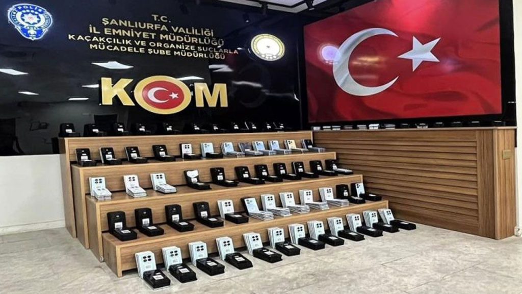 Operazione Anticontraffazione di Successo a Şanlıurfa: 645 Telefoni Cellulari Sequestrati
