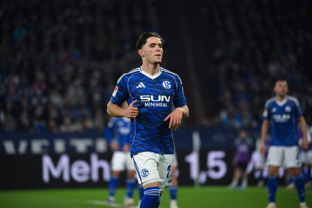 Il Futuro di Soufiane El-Faouzi nel FC Schalke 04: Preoccupazioni e Speranze per i Tifosi