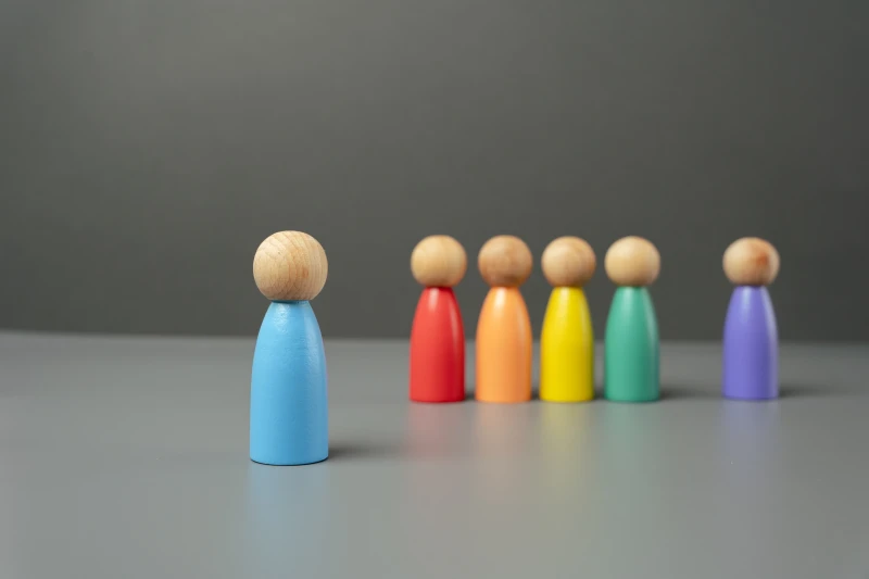 Declino dell&#039;identità trans e queer tra i giovani americani: studio rivela una tendenza in calo