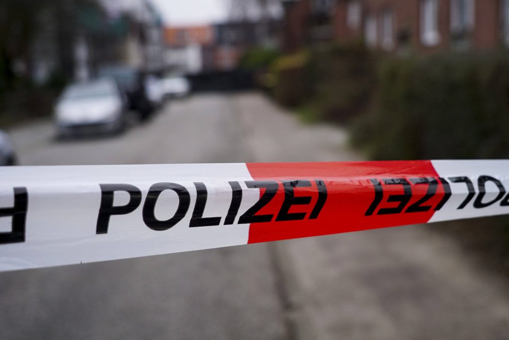 Tragedia a Solms: quattro morti e un ferito in un evento sconvolgente nella città dell&#039;Assia