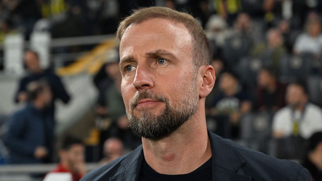 Stuttgart&#039;ta Hoeness&#039;ten Kadıköy itirafı