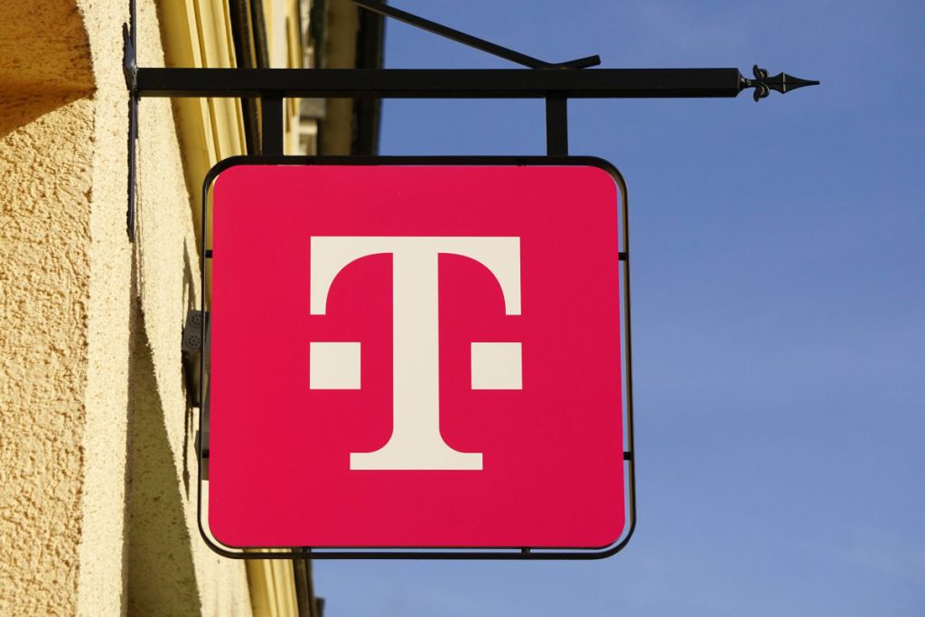 Telekom-Kunden sollen plötzlich hohe Rechnung zahlen – DAS gilt es zu tun