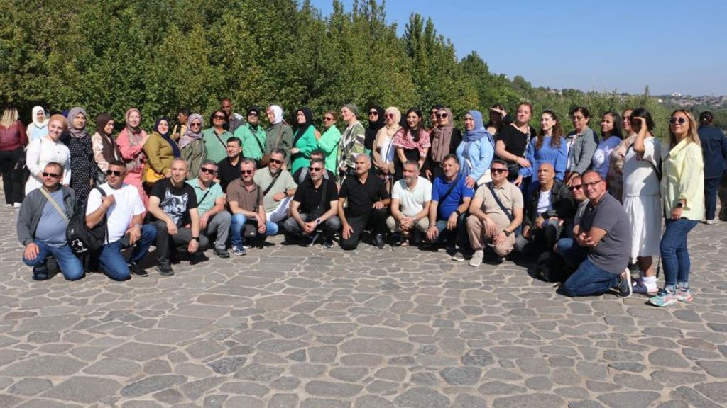 &quot;Terörsüz Türkiye&quot; vurgusu turistleri Diyarbakır&#039;a çekti! &quot;Herkese gönül rahatlığıyla tavsiye ediyorum&quot;