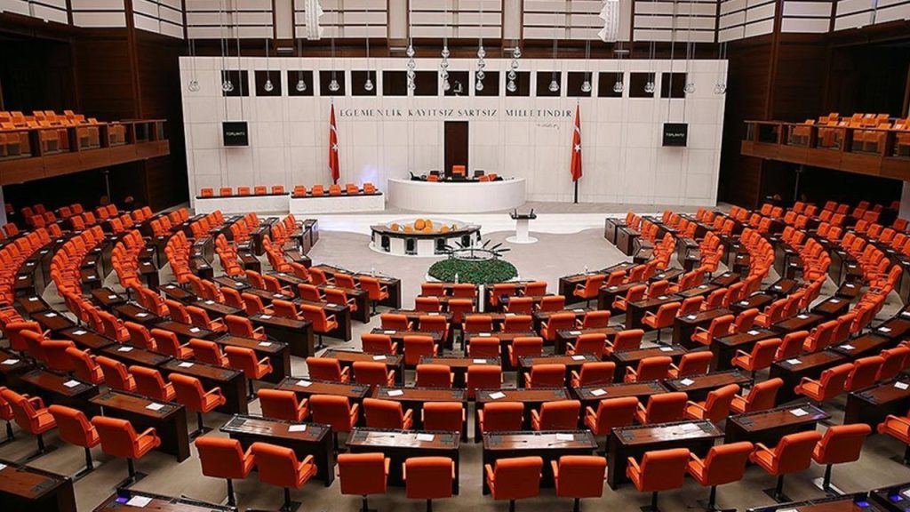 Tezkere Meclis&#039;te! Hükûmet üç yıl daha yetki istedi