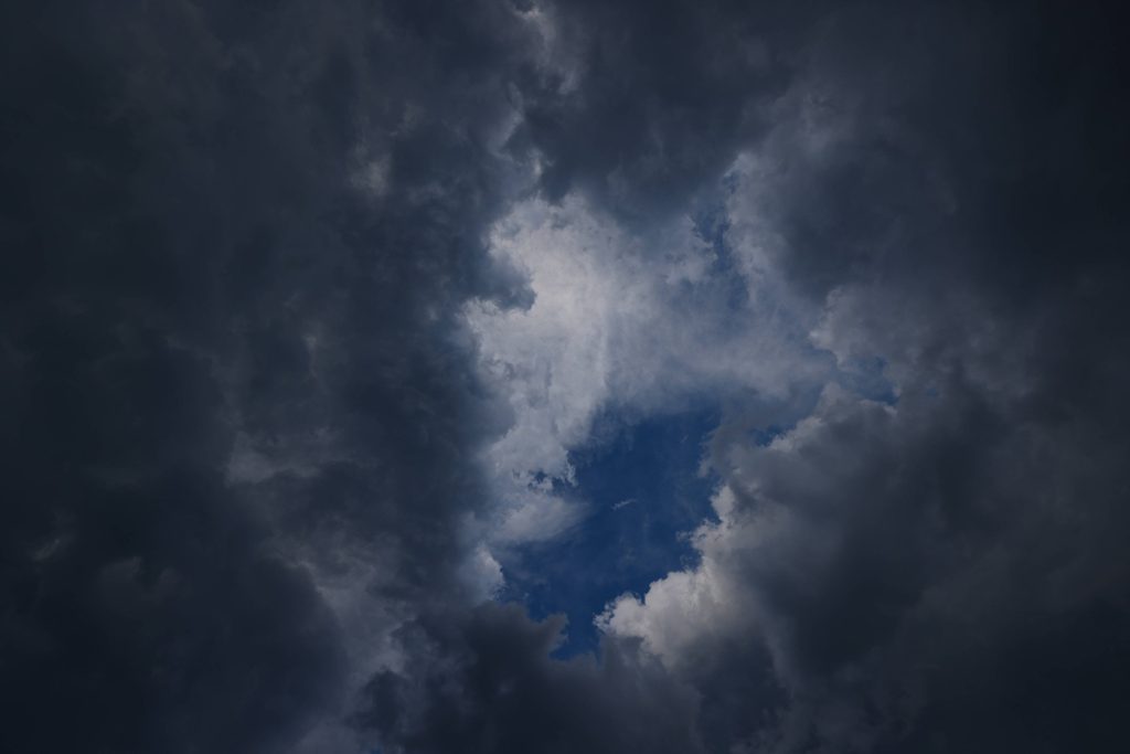 Wetter-Experte zieht wegen NRW-Prognose die Augenbrauen hoch – „Welch‘ Überraschung“