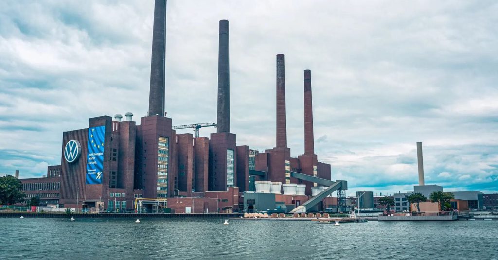 Dieci anni dopo lo scandalo Dieselgate: le conseguenze e il futuro dell&#039;industria automobilistica